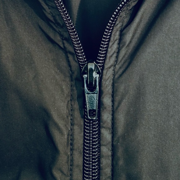 American Apparel Windbreaker - Picture 3 of 9